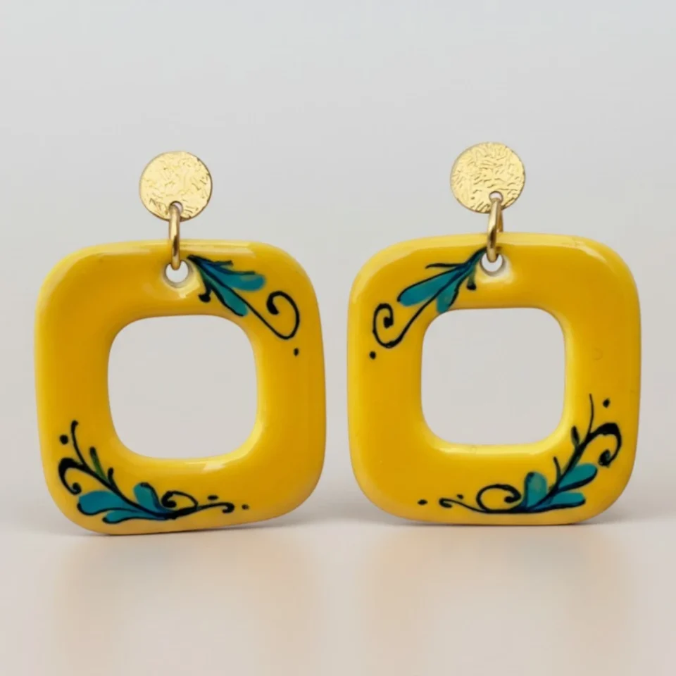 orecchini-earrings-grottega-laterza-puglia-ceramic-quadrato-giallo